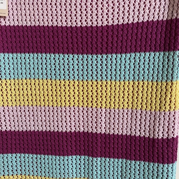 BCBG knit skirt - Picture 2 of 7